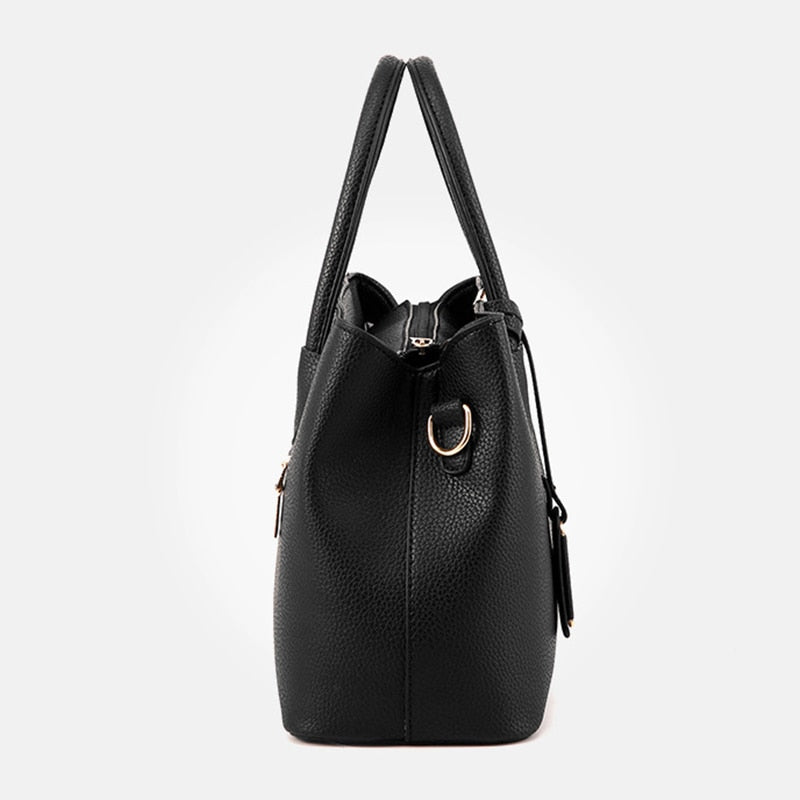 Bolsa Feminina em Couro Genuino - Emma Ferraz