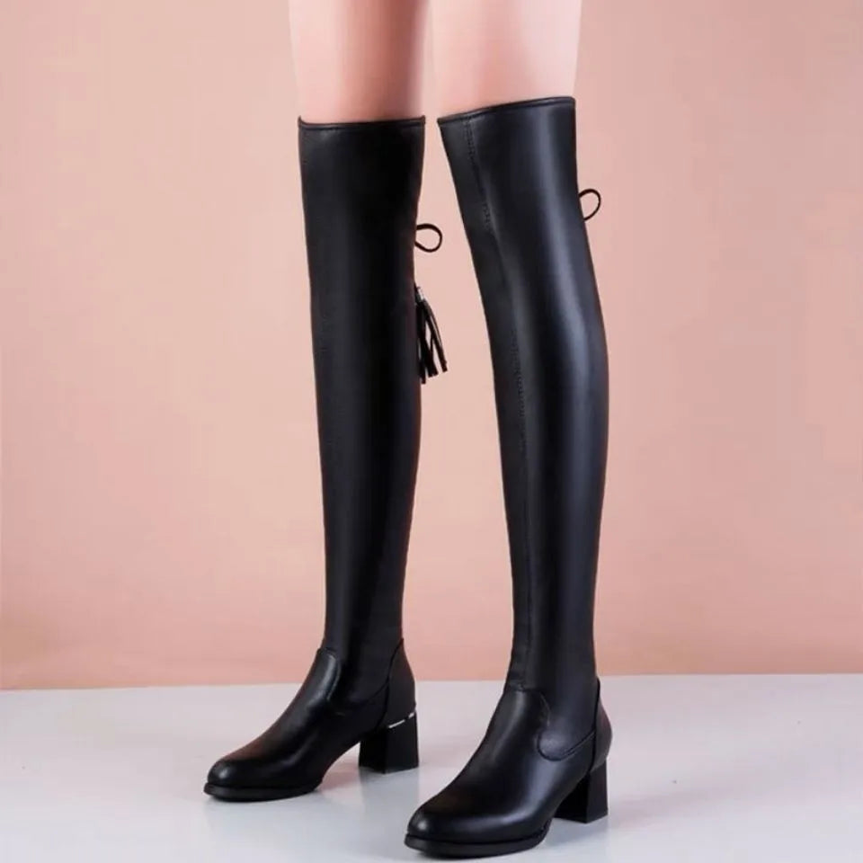 Bota Feminina de Cano Longo em Couro Genuino - Liricy Premium