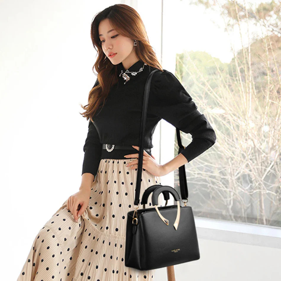 Bolsa Feminina em Couro Genuino - Luxo Elegance