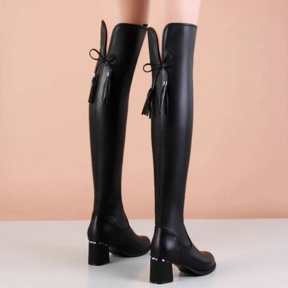 Bota Feminina de Cano Longo em Couro Genuino - Liricy Premium
