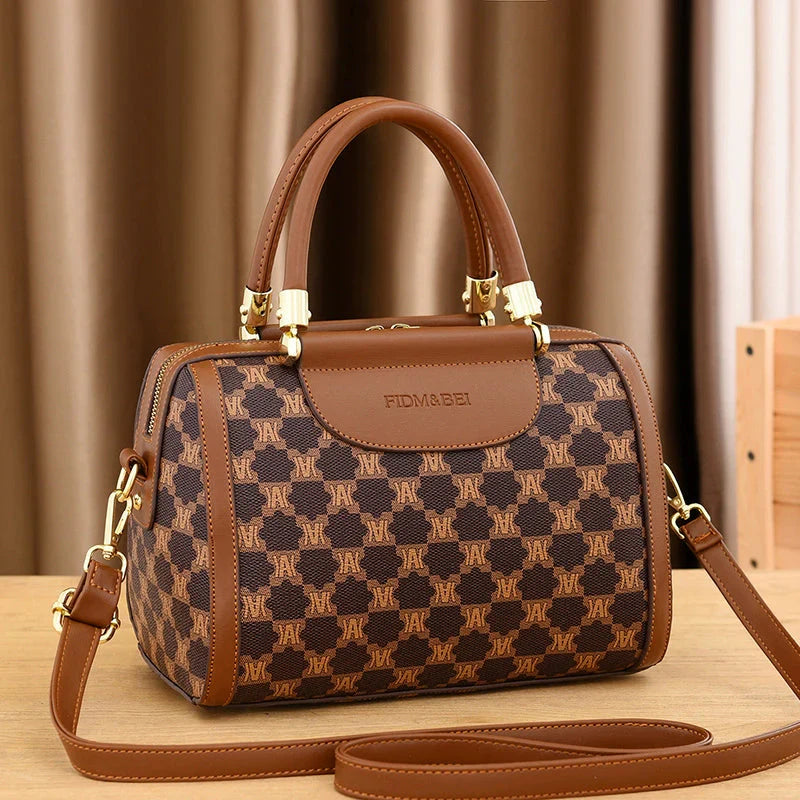 Bolsa Feminina de Couro Genuino - Menezes Ferraz