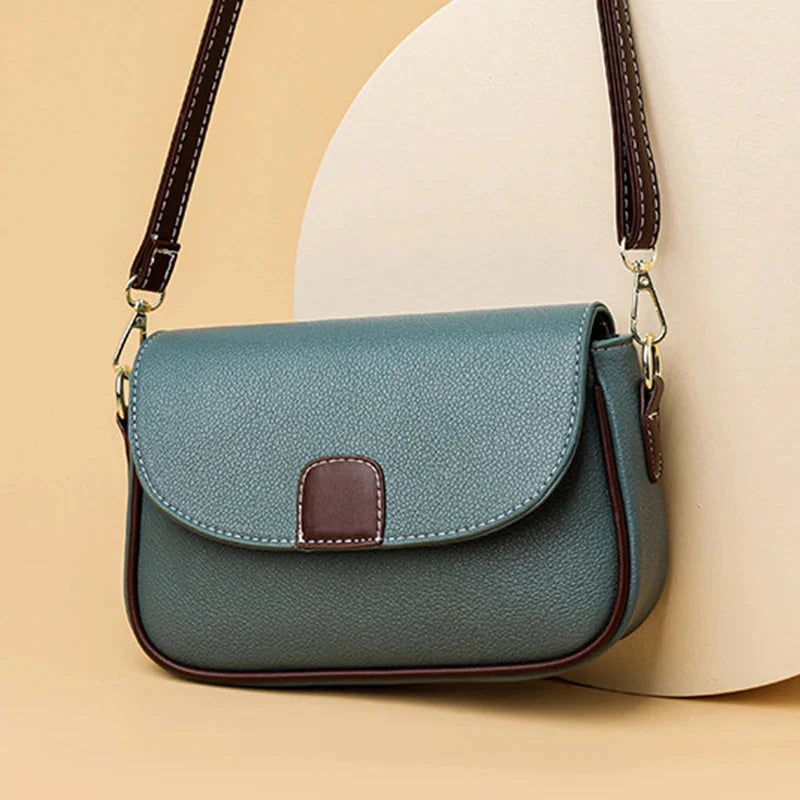 Bolsa Feminina em Couro Genuino - Islandia