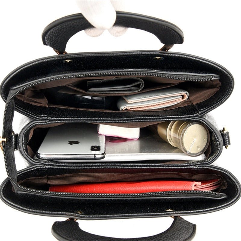 Bolsa Feminina em Couro Genuino - Arabella Vic