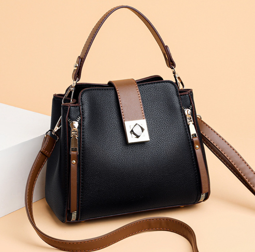 Bolsa Feminina em Couro Genuino - Million Anaiz