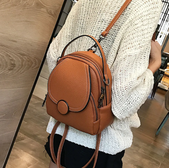 Mochila Feminina em Couro Genuino - Felyciia Premium