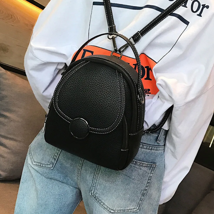 Mochila Feminina em Couro Genuino - Felyciia Premium