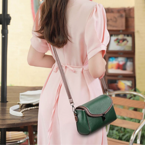 Bolsa Feminina em Couro Genuino - Genevieve