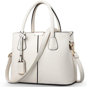 Bolsa Feminina em Couro Genuino - Emma Ferraz