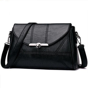 Bolsa Feminina em Couro Genuino - Akyra