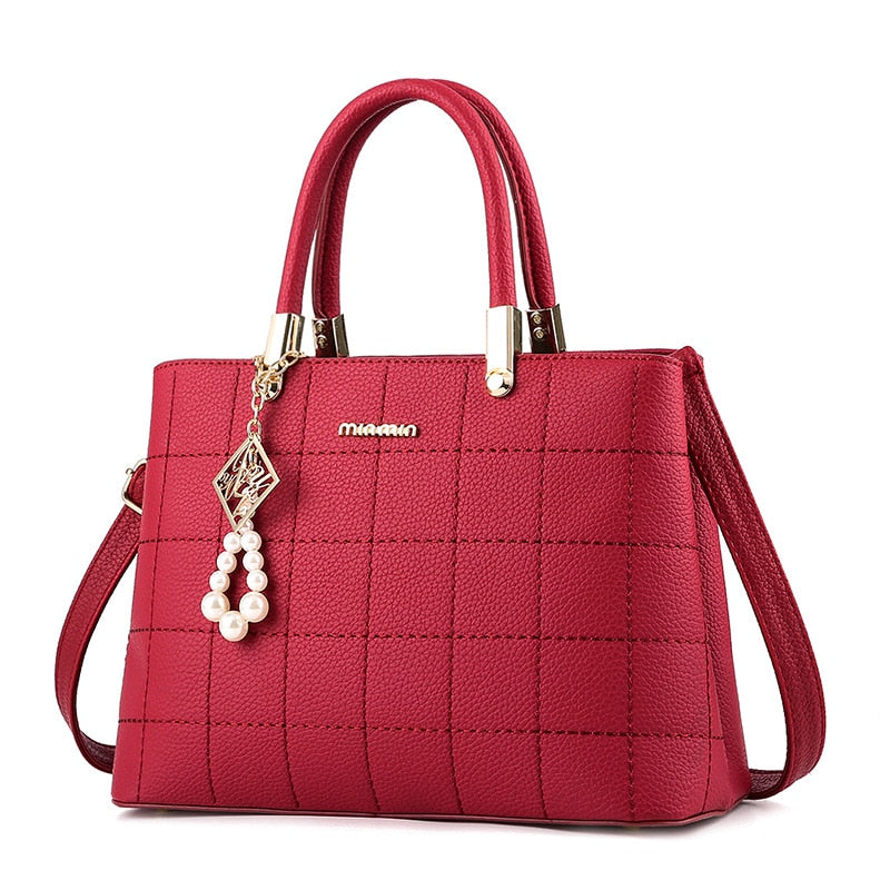 Bolsa Feminina em Couro Genuino - Janevive