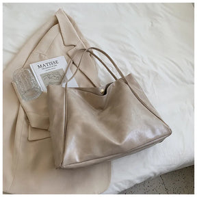 Bolsa Feminina em Couro Genuino - Levy Premium