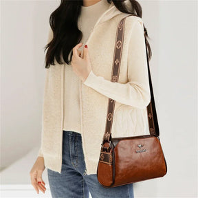 Bolsa Feminina em Couro Genuíno - Chloe Louise