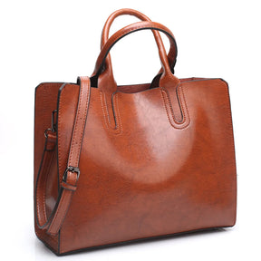 Bolsa Feminina em Couro Genuino - Caliana Premium