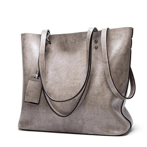 Bolsa Feminina em Couro Genuino - Perla Paris
