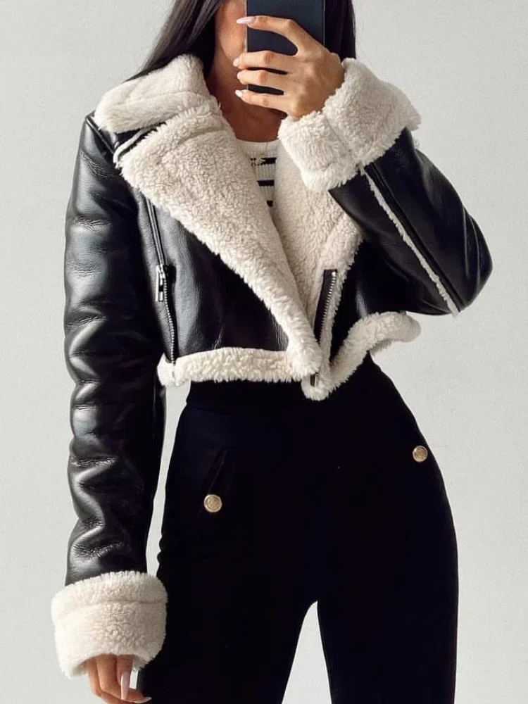 Jaqueta Feminina de Inverno em Couro Genuino - Hermez Europa