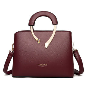 Bolsa Feminina em Couro Genuino - Arabella Vic