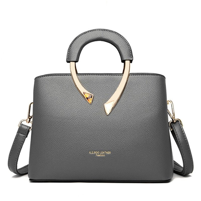 Bolsa Feminina em Couro Genuino - Arabella Vic