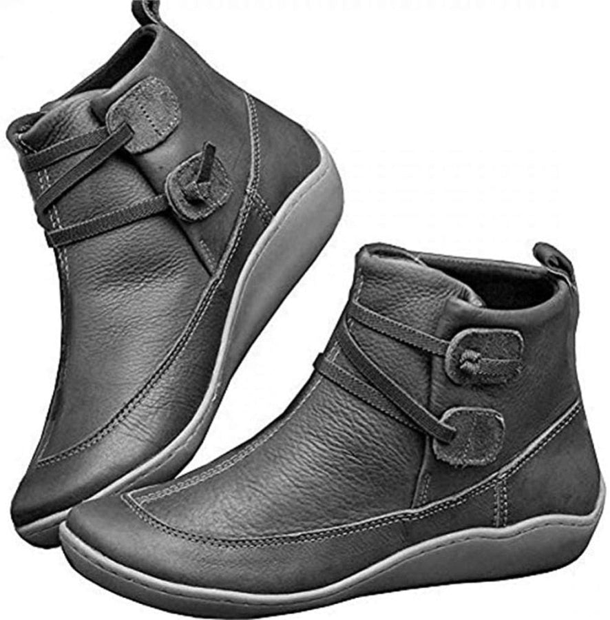 Bota Feminina Cano Curto em Couro Genuino - Amy Victoria