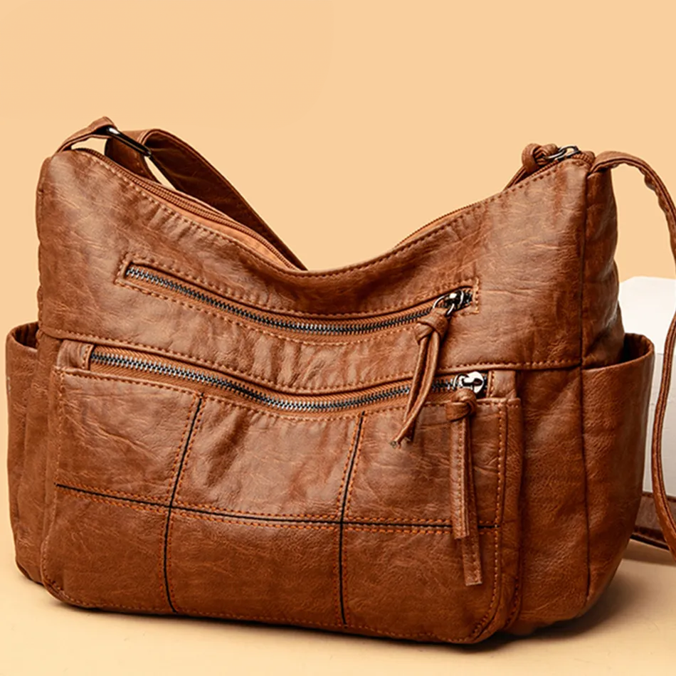 Bolsa Feminina em Couro Genuino - Amy